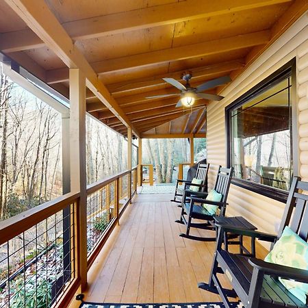 Fulmers' Fish Camp Maggie Valley Exterior photo