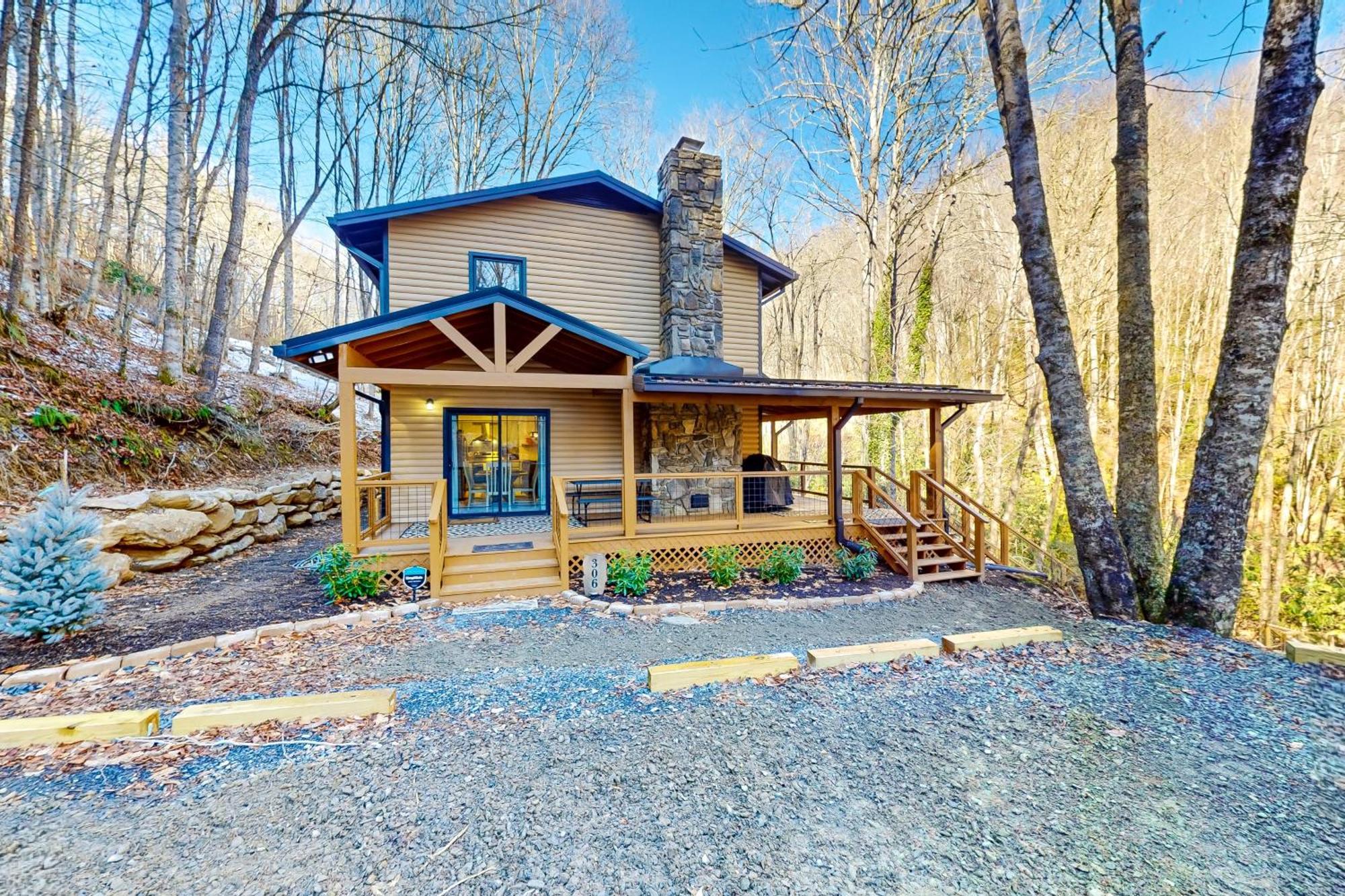 Fulmers' Fish Camp Maggie Valley Exterior photo